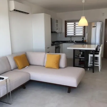 Sleeps 4 With Pool And Air Con * أورتاكنت